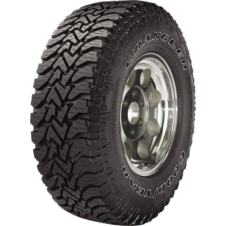 Goodyear Wrangler Authority Tire 31X10.50R15 LT, White